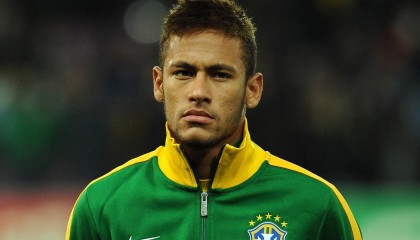 开云体育连接-阵型灵活切换能力是否决定球队适应多线作战能力，球队灵活性